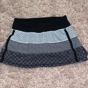 black and white lululemon pace rival skirt
